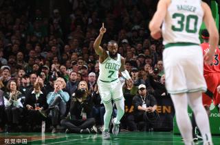 在他的引领 在他的引领