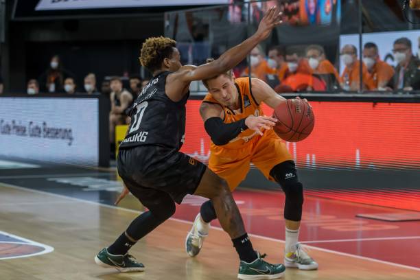 一代篮球文 一代篮球文